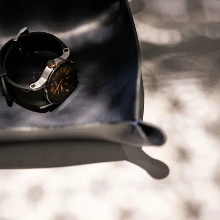 A Апартаменты *