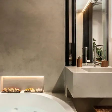 A Апартаменты *